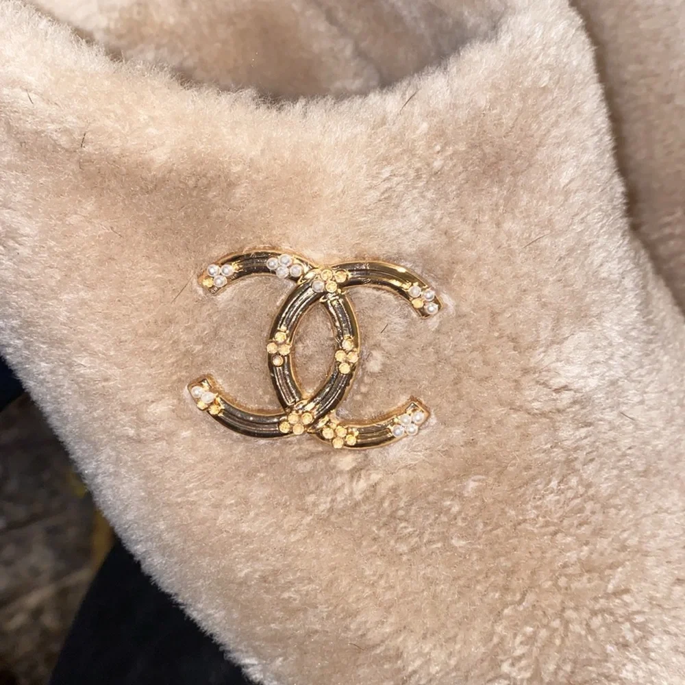 Chanel Mules - Picture 5 of 15